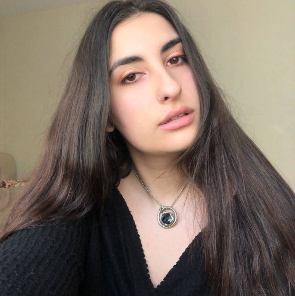 Meet your Posher, Christina